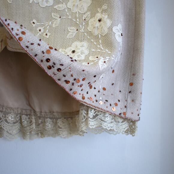 Skirt with Lace Trim Size 12 - Picture 7 of 7